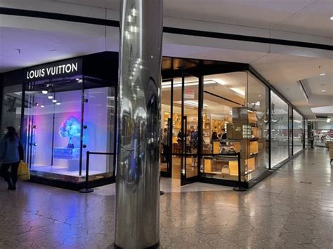 louis vuitton westfarms mall ct|louis vuitton westfarms mall.